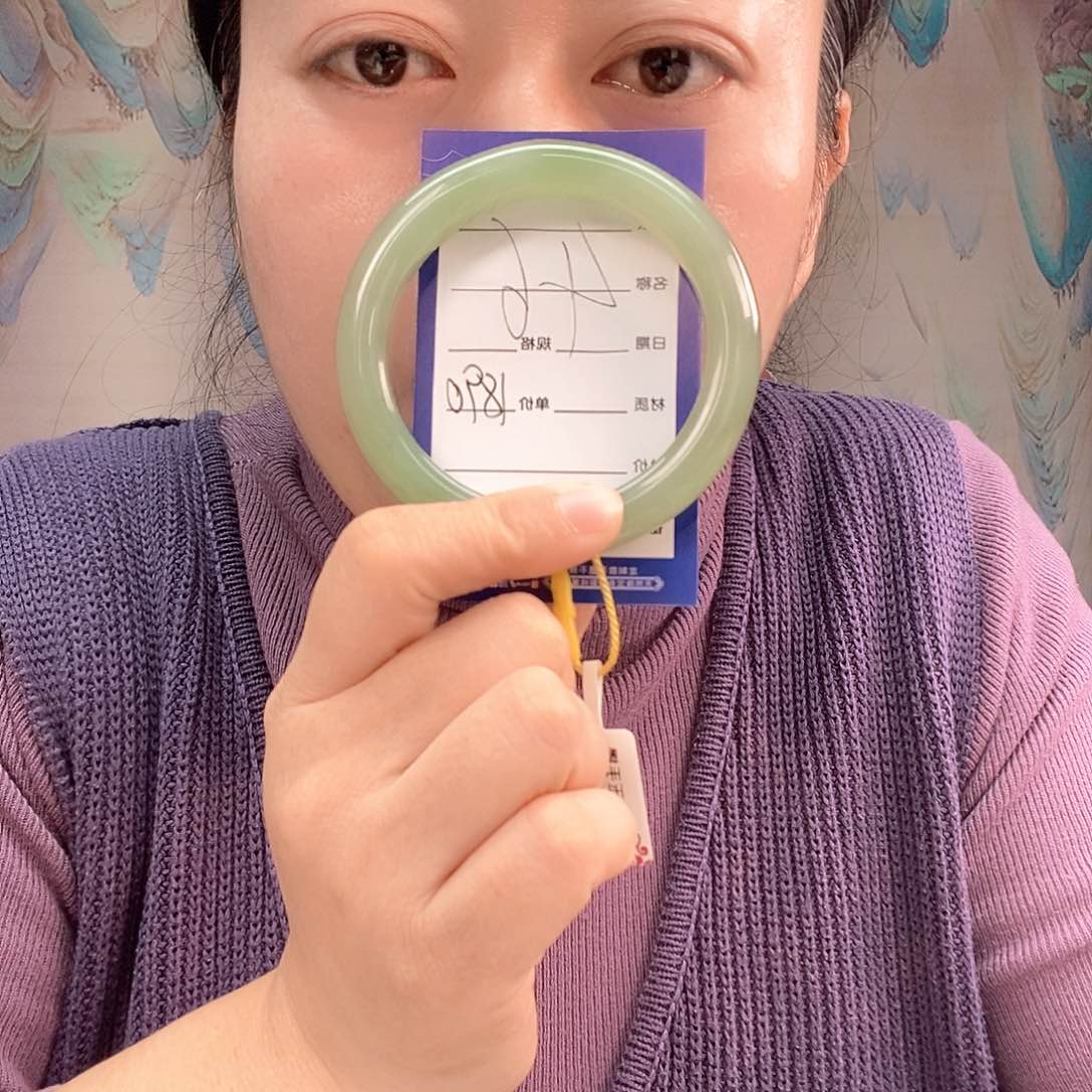 和田玉手镯未镶嵌王**1