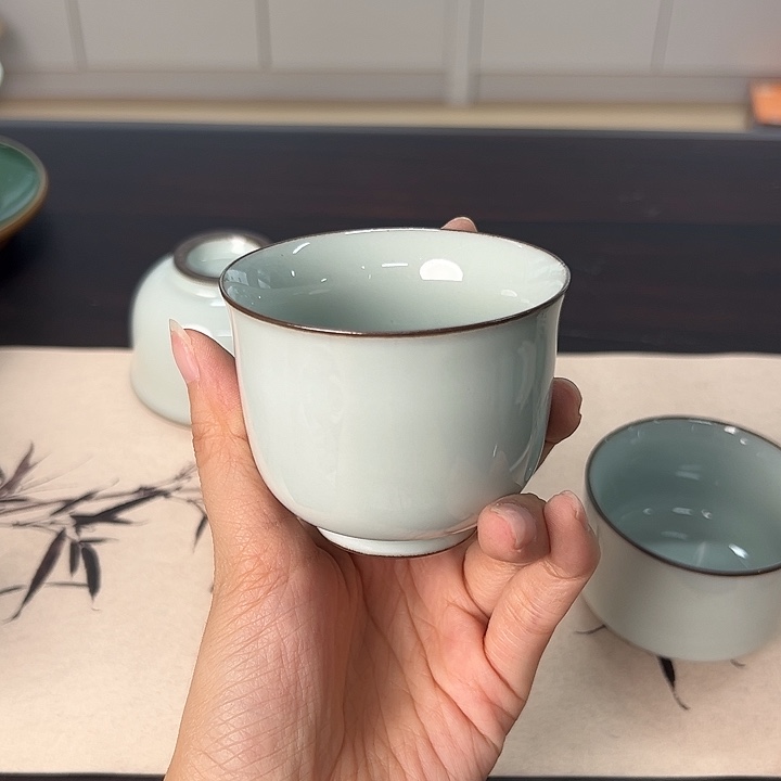 龙泉云间青瓷小米茶器