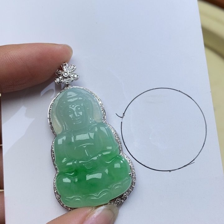 翡翠颈饰18K金镶嵌…