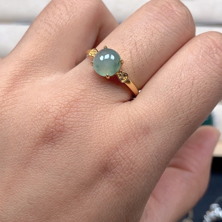 翡翠未镶嵌戒指戒指