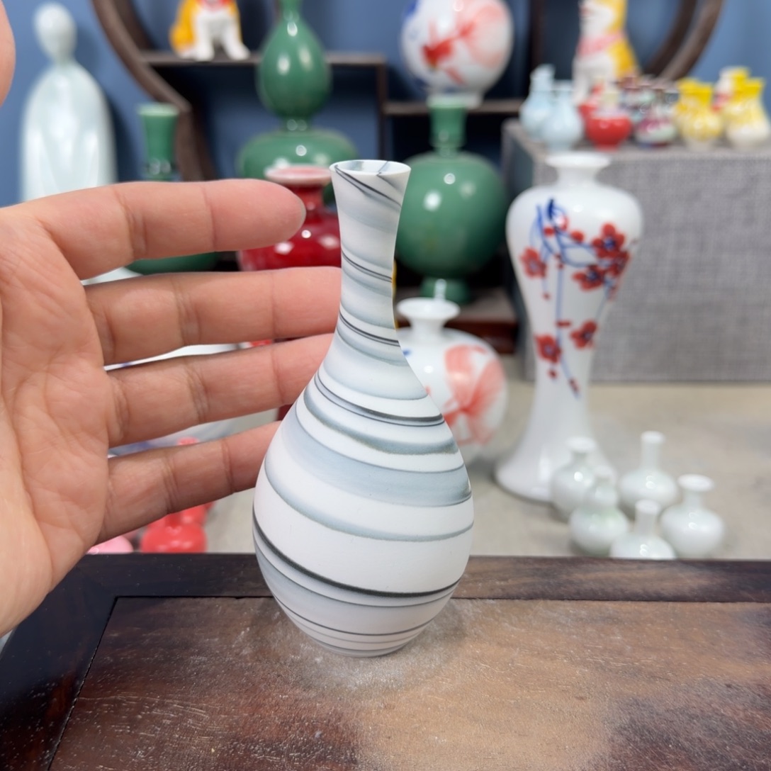 陶瓷手工小花器摆件