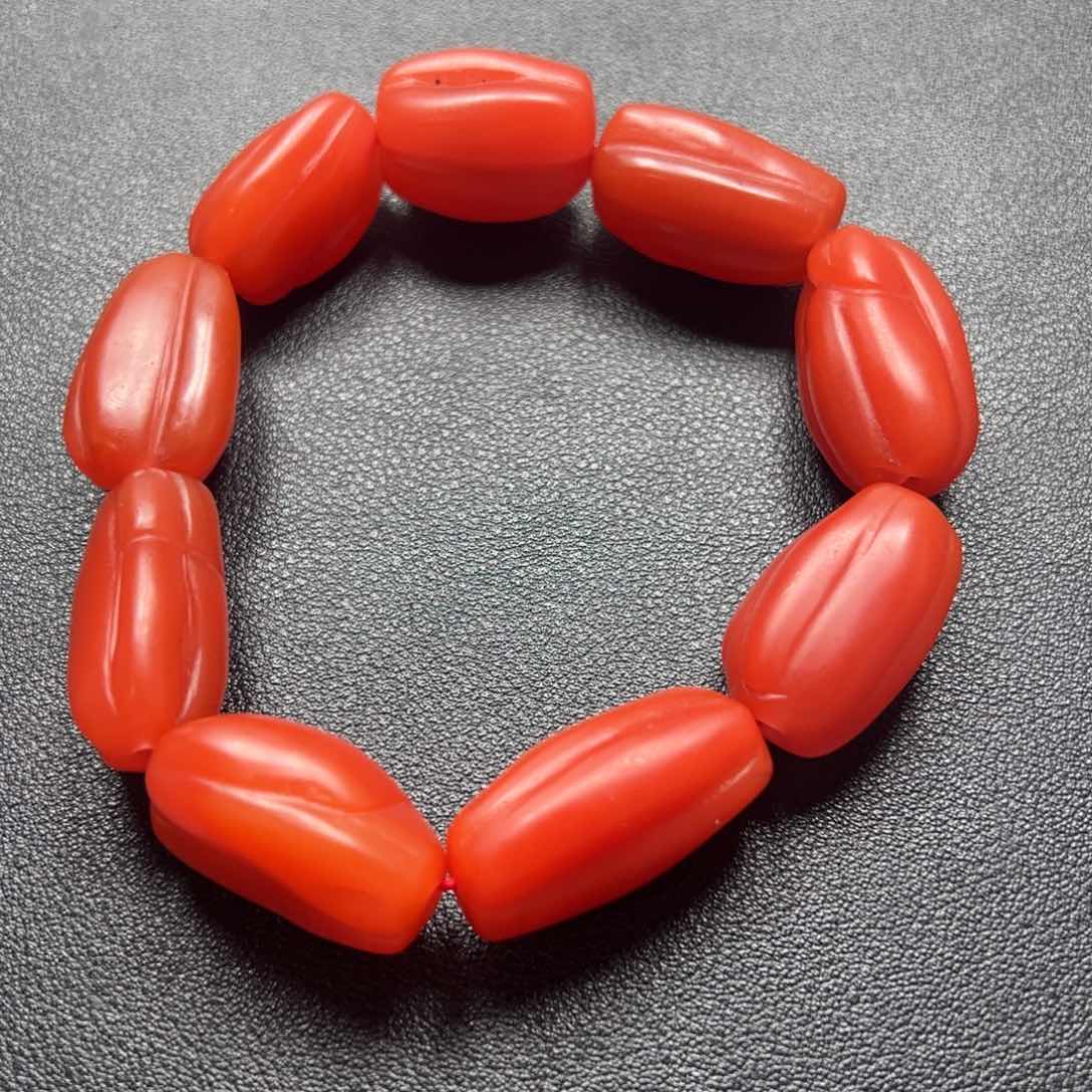 南红玛瑙手串未镶嵌
