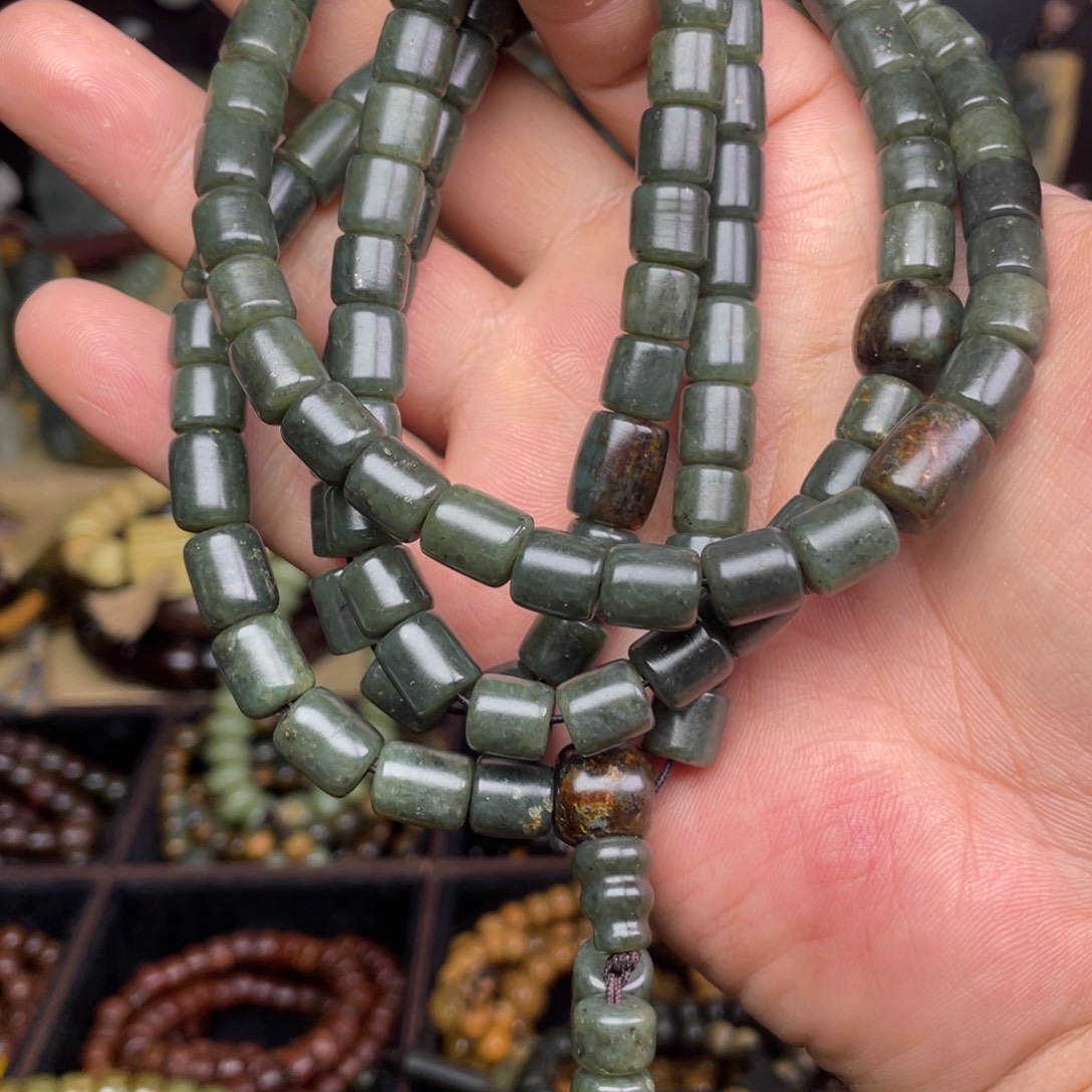 岫岩河磨玉（透闪石质玉）未镶嵌颈饰福利