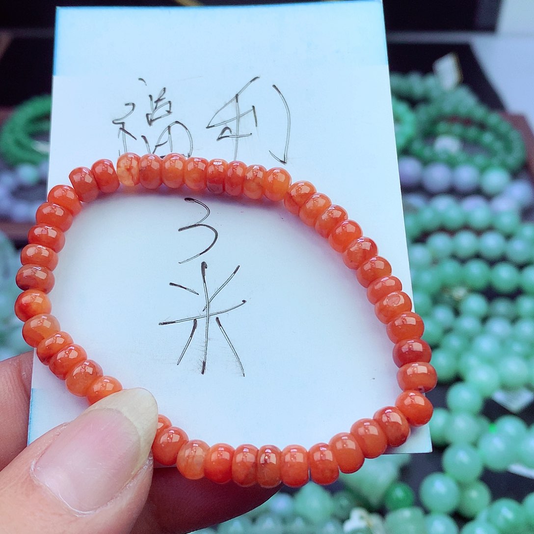 翡翠未镶嵌毛衣链