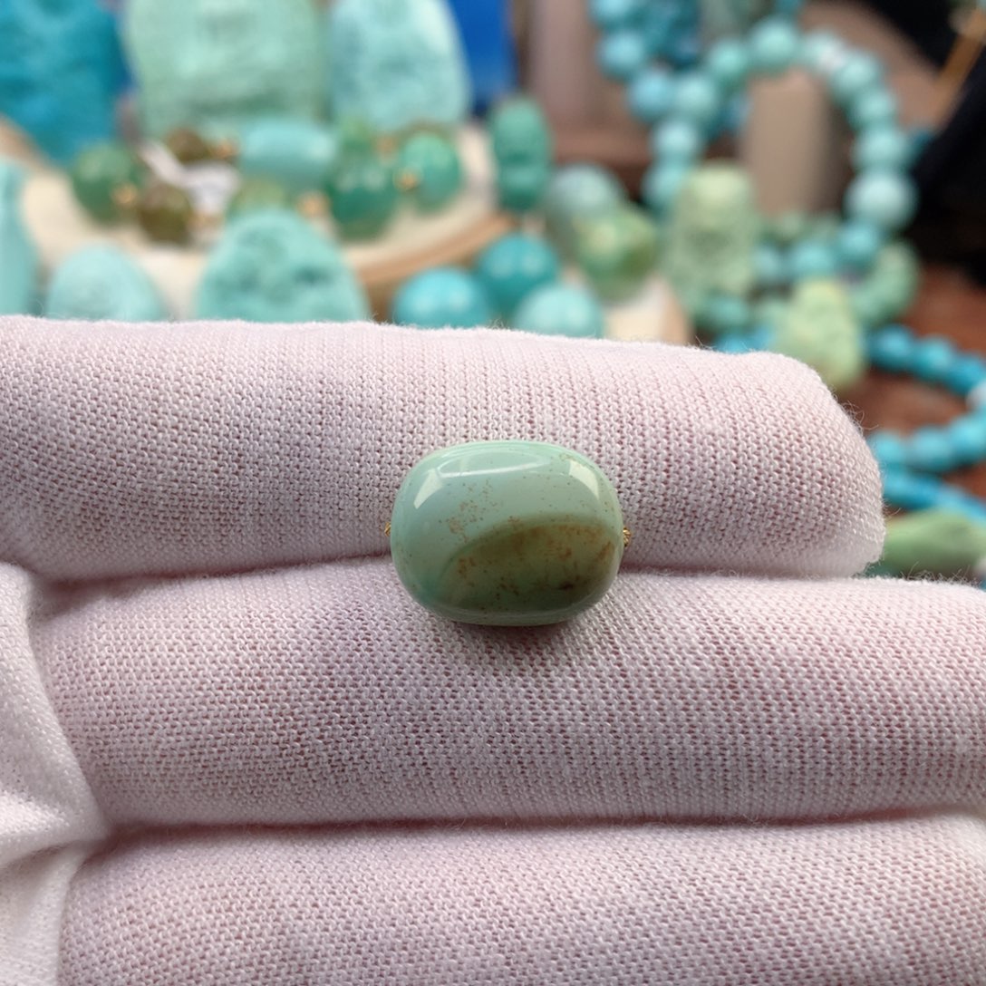 绿松石未镶嵌珠宝奇石12.2mm