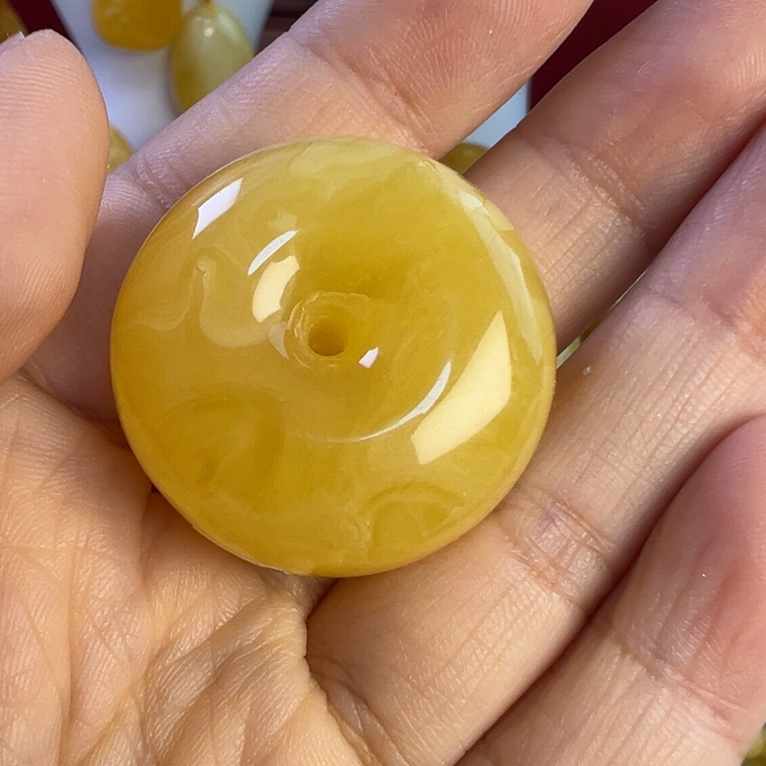 蜜蜡吊坠(不含链)未镶嵌