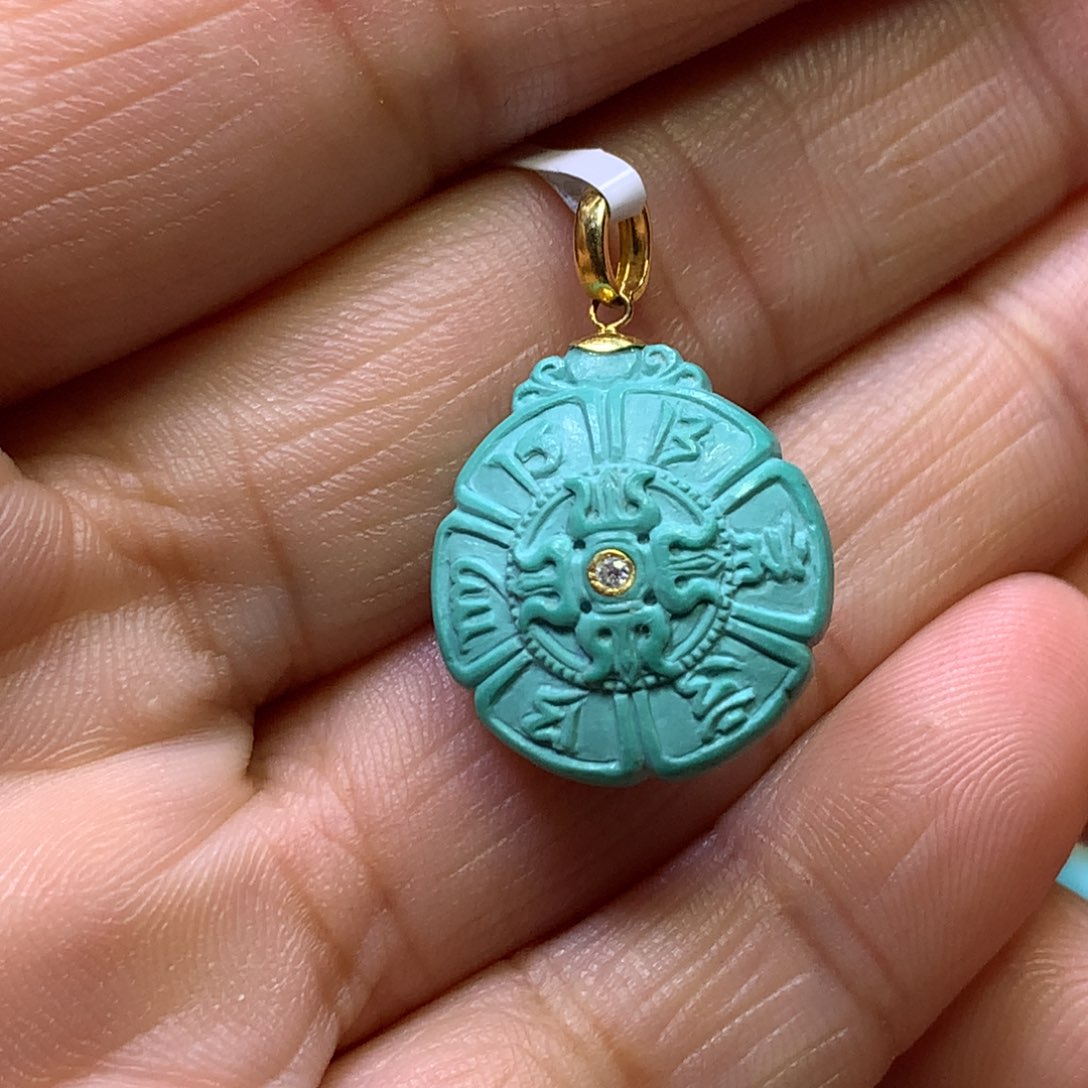 绿松石18K金镶嵌挂件