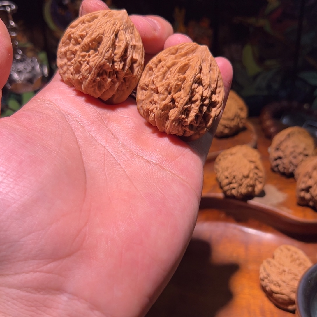 文玩核桃吊坠39全品虎头一对