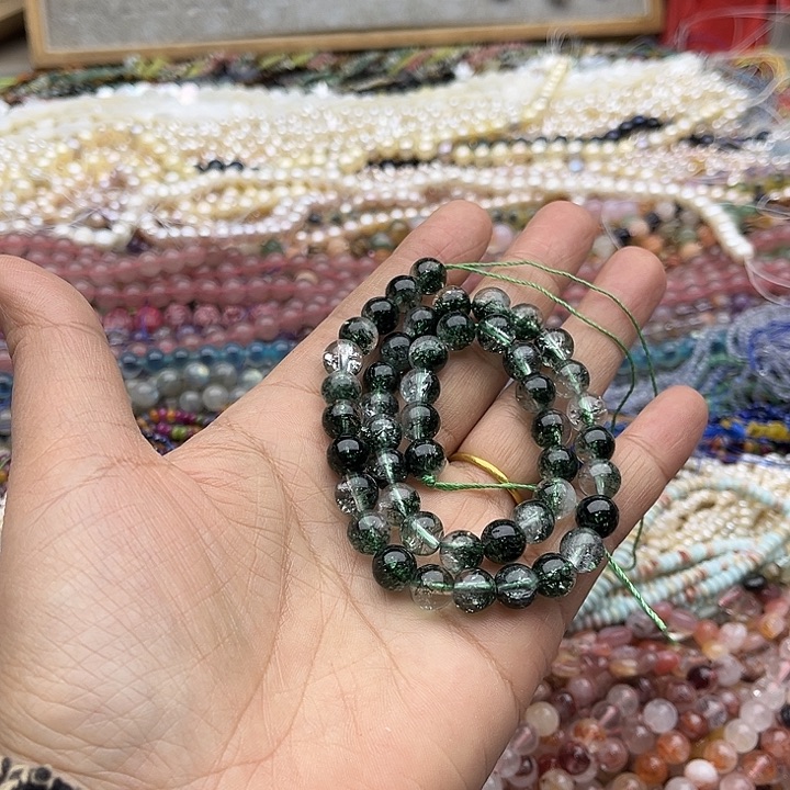 玛瑙/玉髓珠宝半成品未镶嵌一条8mm绿幽灵