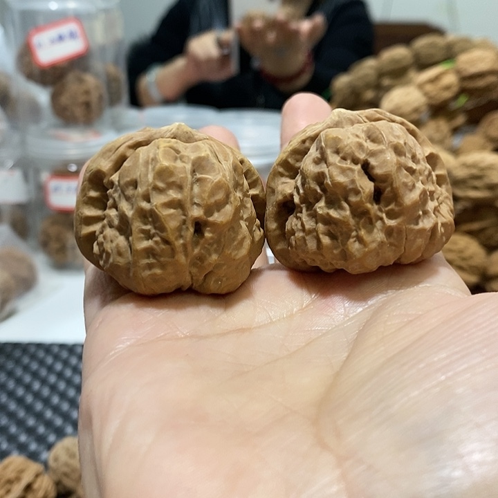 文玩核桃吊坠心*软40mm黄哇哇