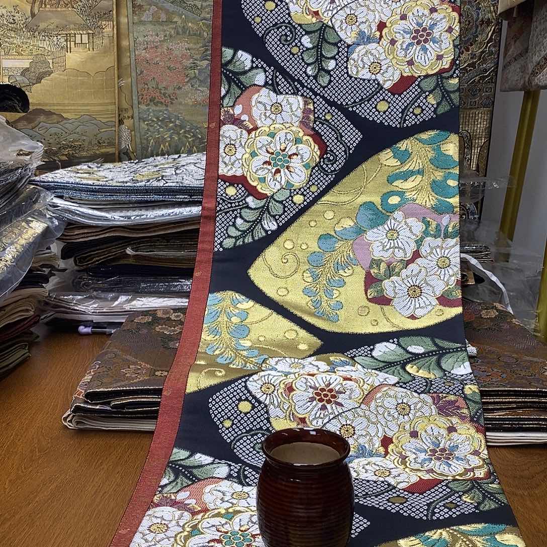 各种各样的植物都