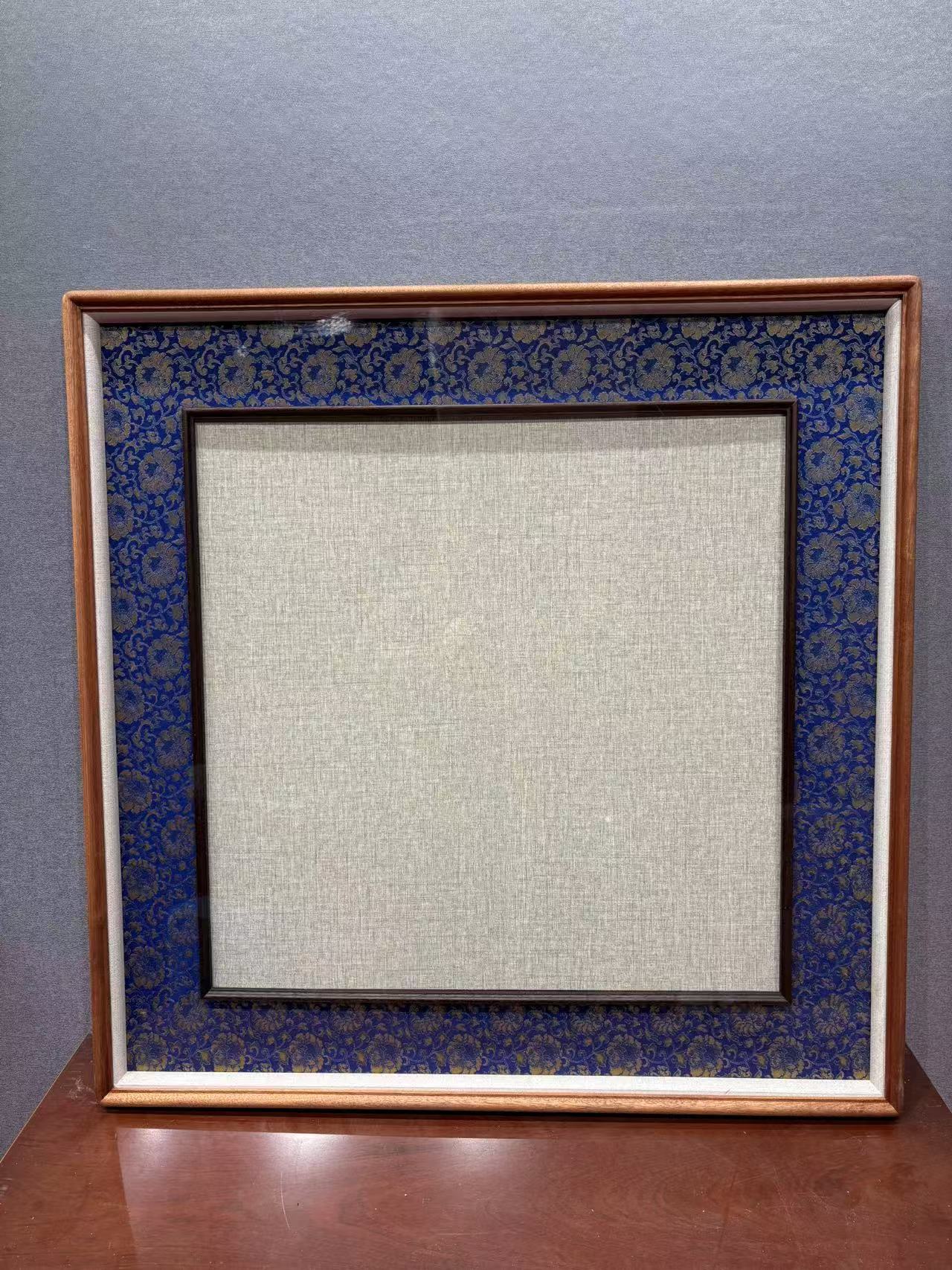 【近思】宋锦孔雀蓝金丝皇菊68x68乌檀框中框 实木榫卯画框