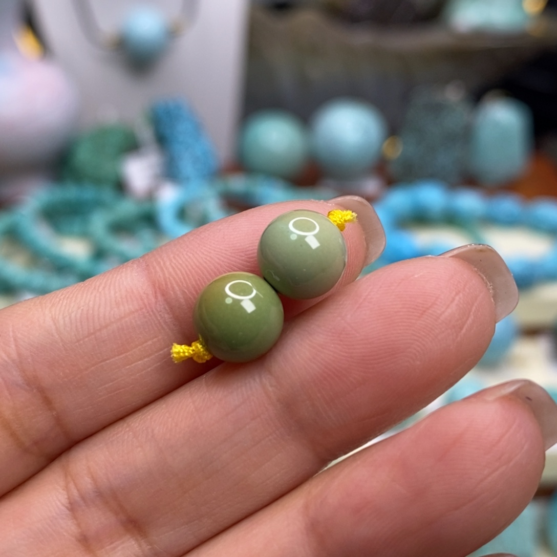 绿松石未镶嵌珠宝奇石8.1