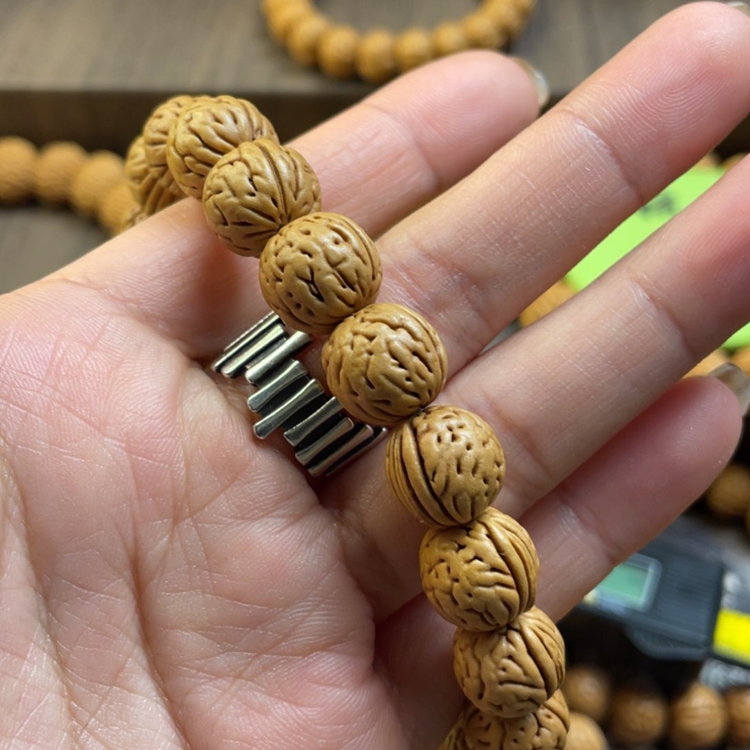 桃核手串?*红魔金豆