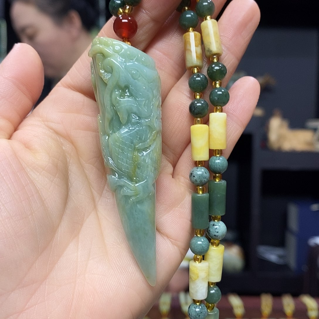 岫玉挂件吊坠未镶嵌