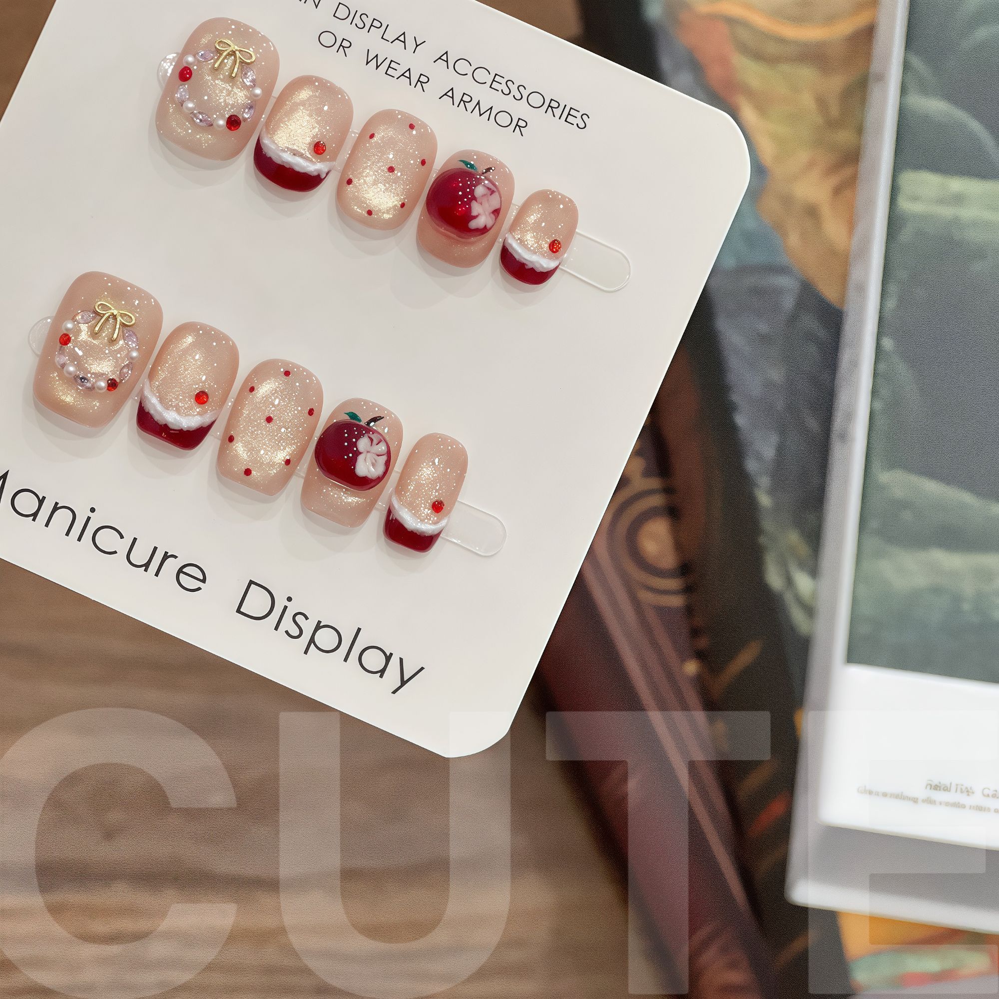 【一口甜】新年可爱风秋冬手工可拆卸猫眼星光穿戴甲款式美甲