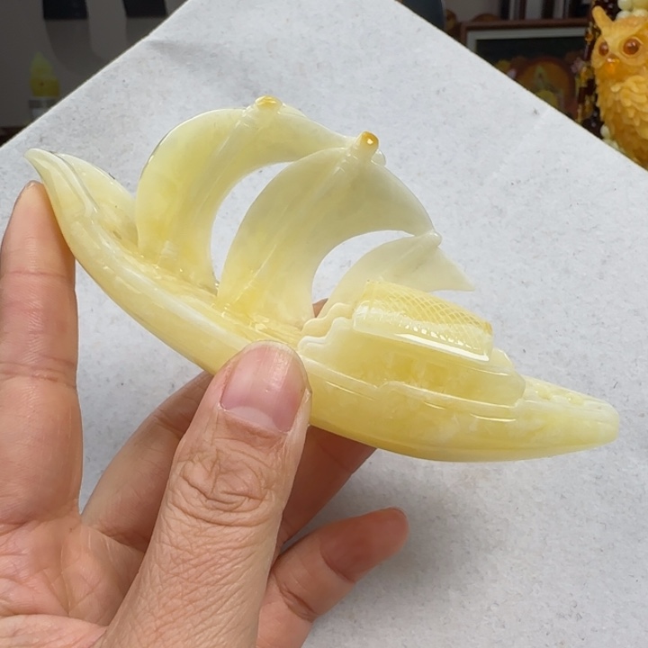 蜜蜡珠宝奇石未镶嵌