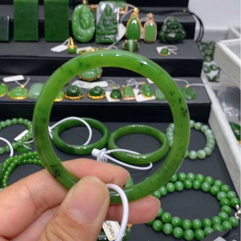 【闪购商品】和田玉（糖玉）手镯未镶嵌影****s
