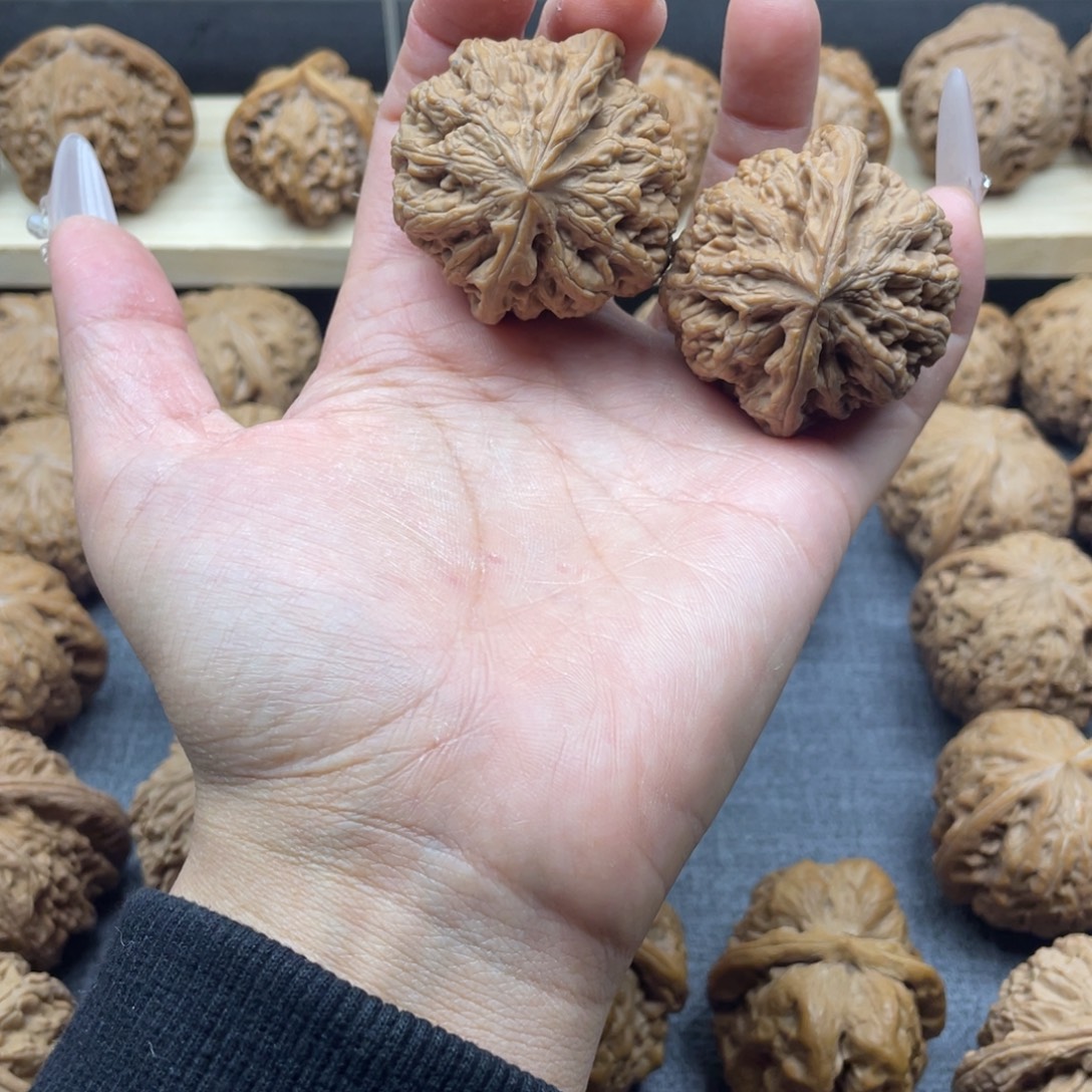 超***子文玩核桃吊坠粗筋42