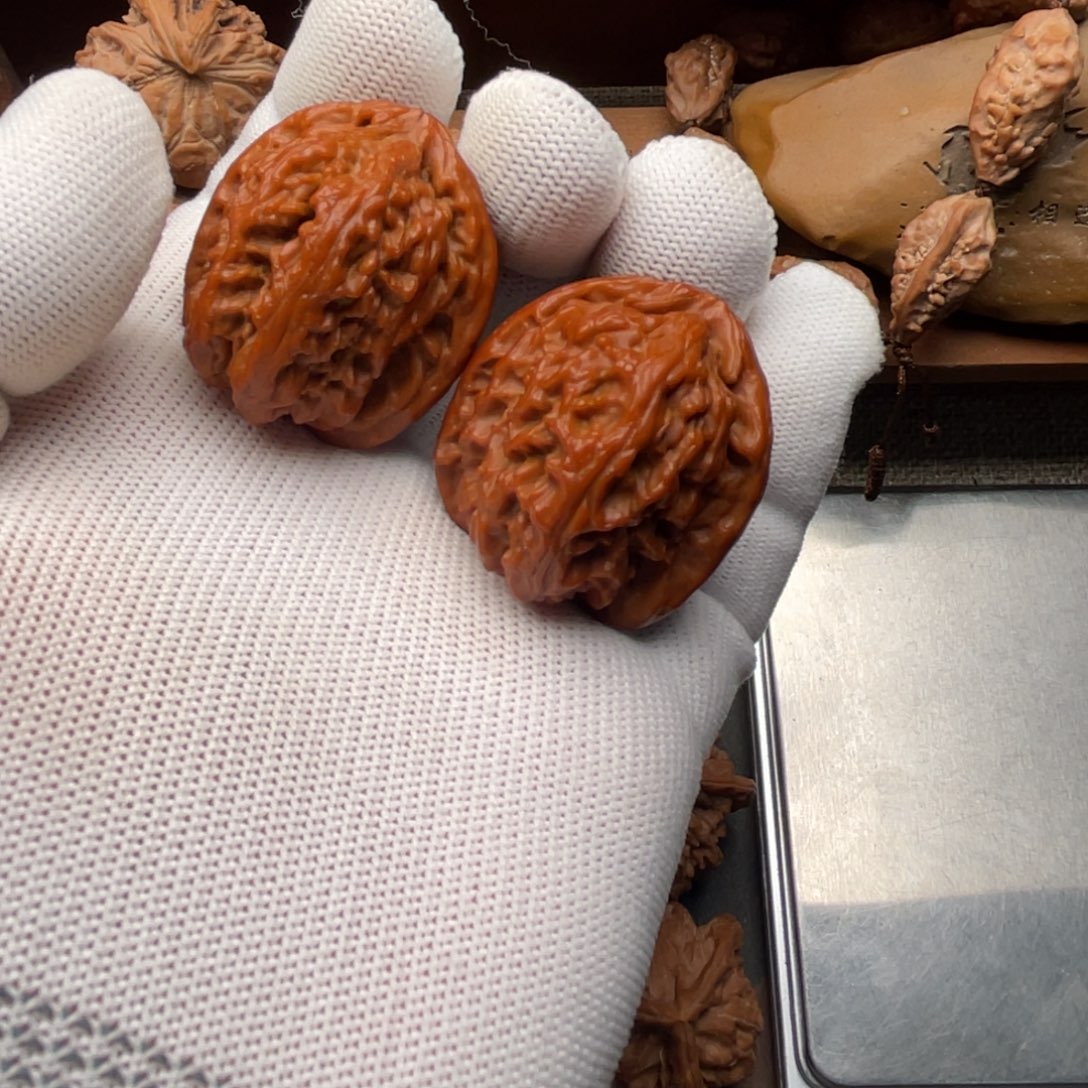 吊坠文玩核桃三角白