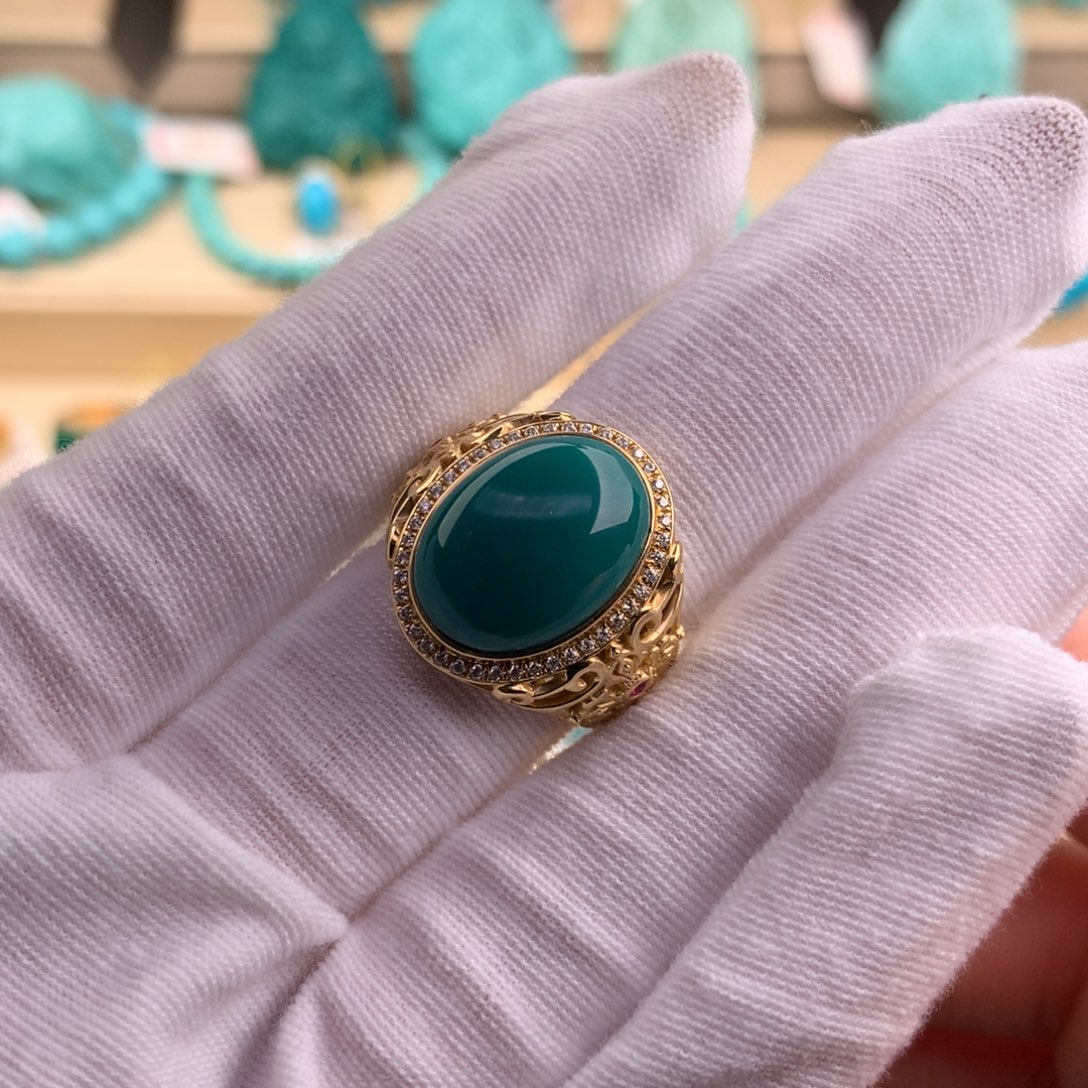 绿松石珠宝奇石18K金镶嵌