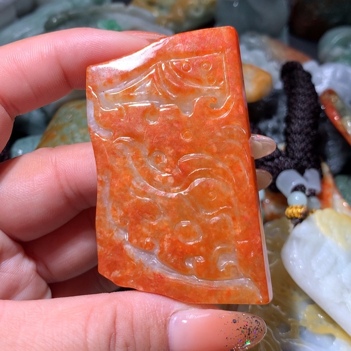 翡翠未镶嵌颈饰保真天然A货翡翠