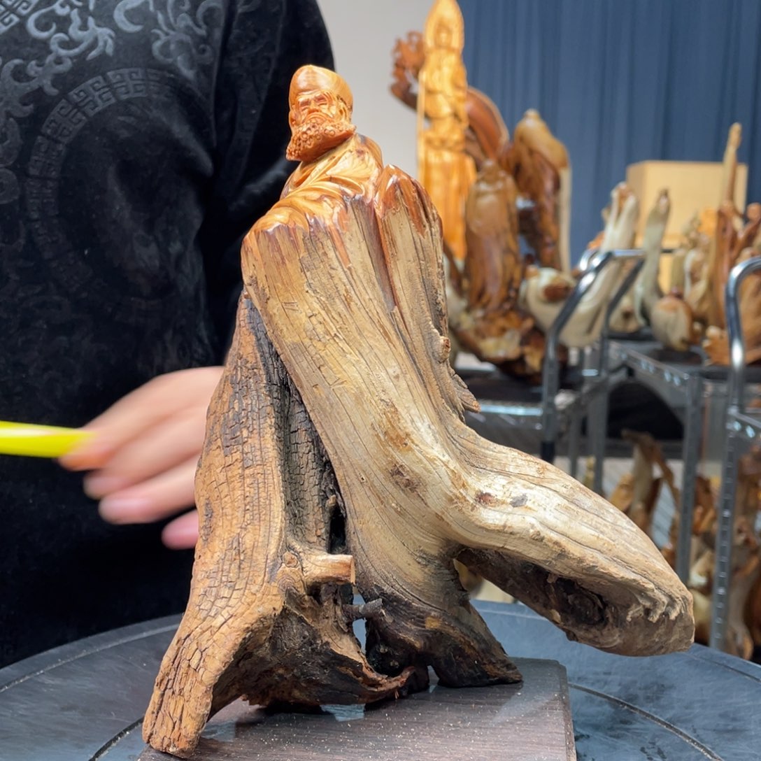 柏木（崖柏）随型摆件