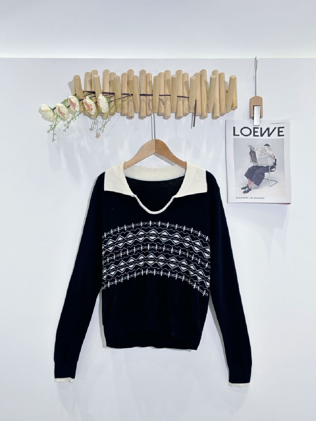 艾卡莹【7805】提花方领针织衫  黑色