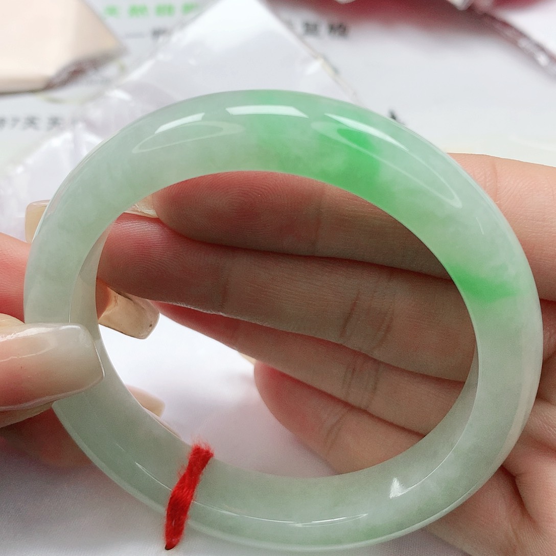 【闪购商品】翡翠手镯未镶嵌缅甸天然A货翡翠