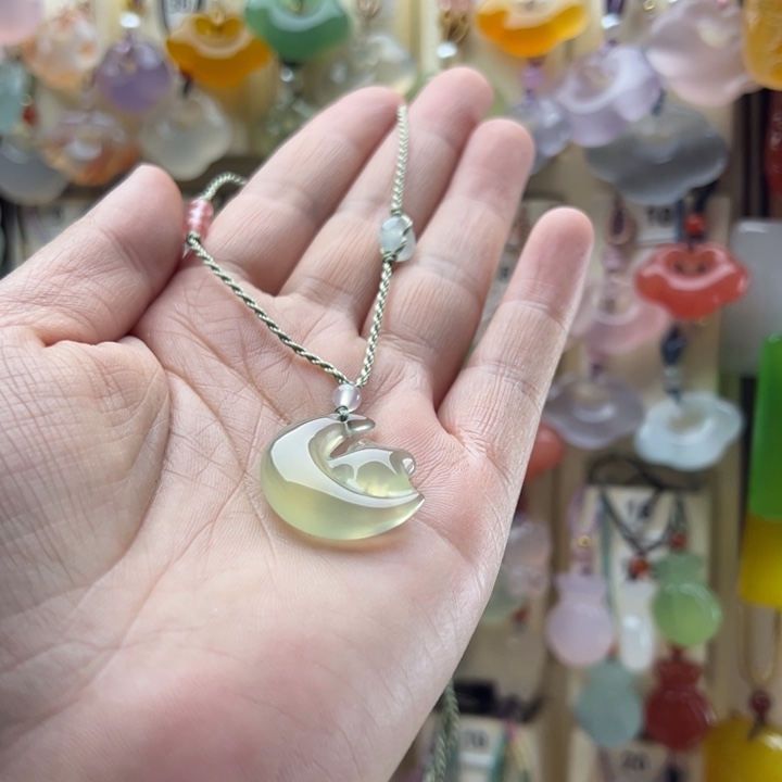 爱***玛瑙/玉髓未镶嵌颈饰