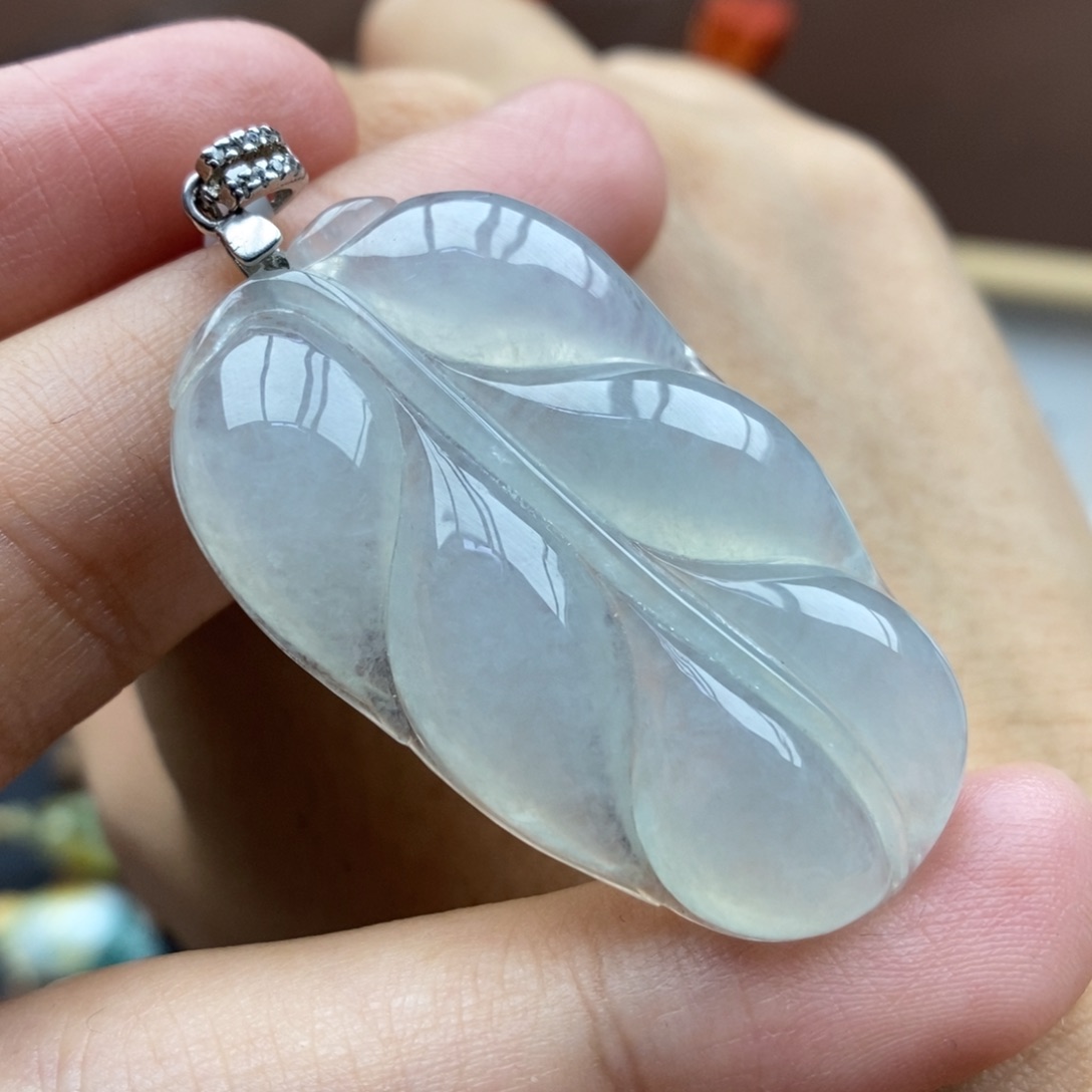 【闪购商品】颈饰银S925镶嵌翡翠24