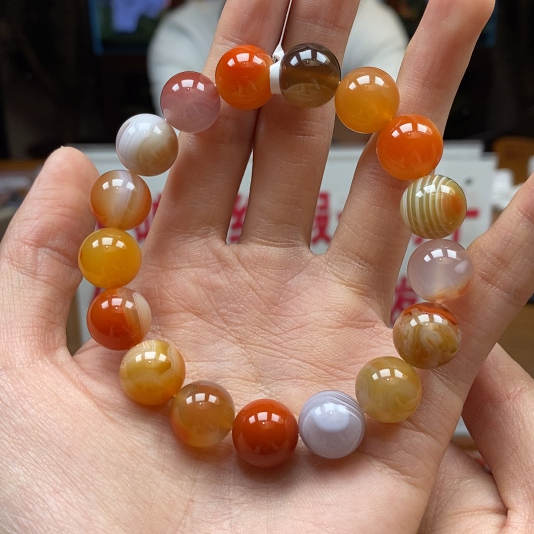 南红玛瑙串未镶嵌12➕多宝一颗有瑕底价