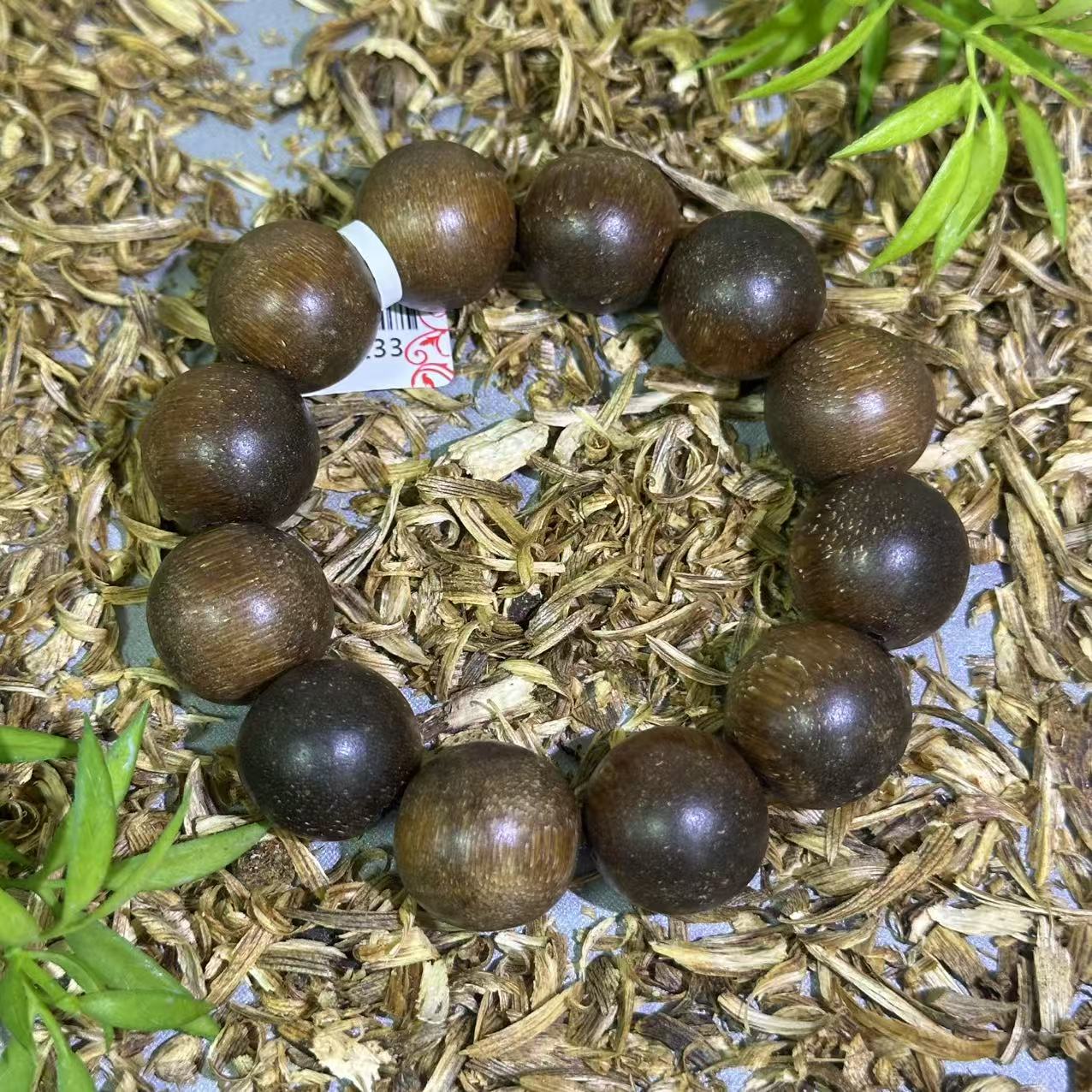 沉香Z00233精选碎屑文玩20mm