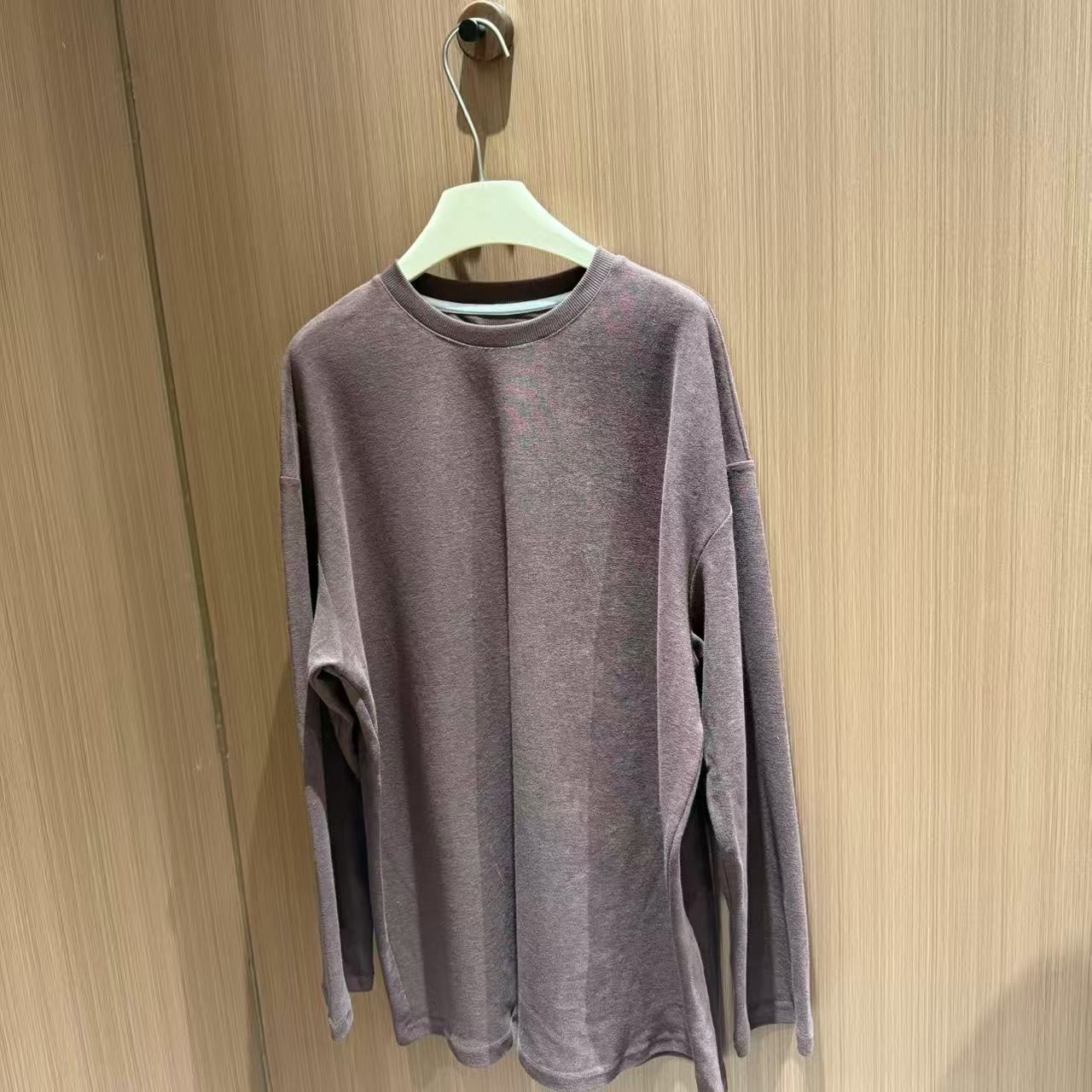 韩风小众风格女常规款圆领纯色新潮风常规T恤秋冬保暖百搭女士
