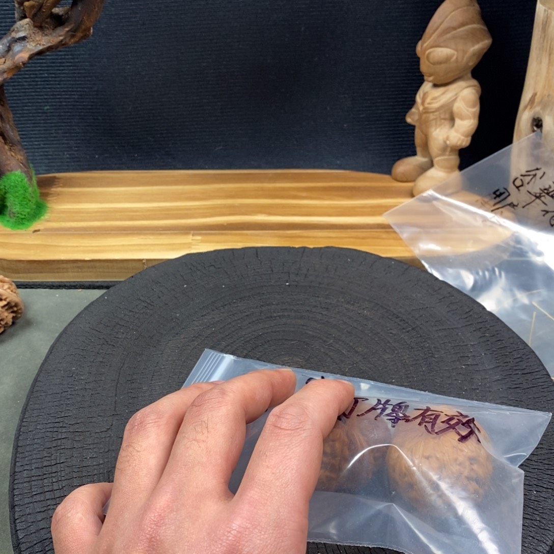 核桃等经济林果地我