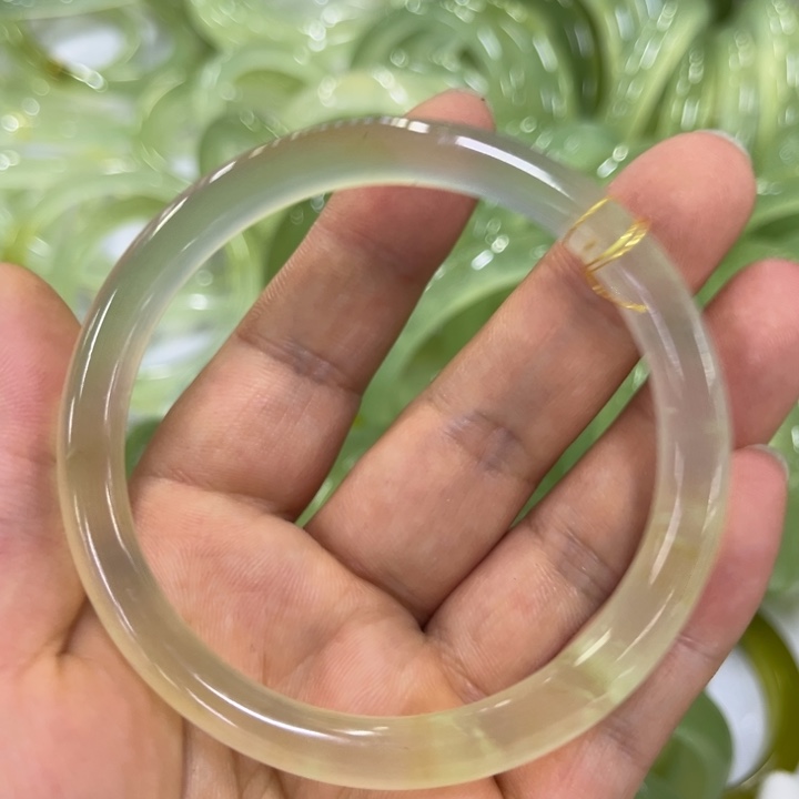 合金蛇纹石玉吊坠