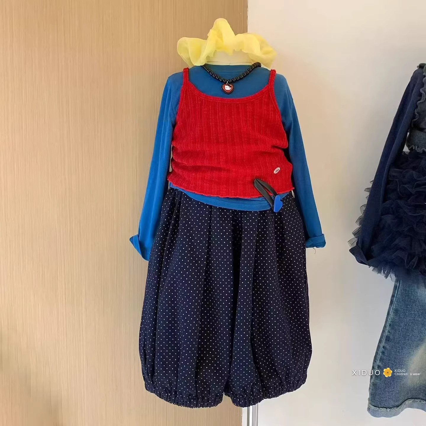  童装女童多巴胺套装秋季女孩彩色叠穿针织吊带打底衫波点灯笼裤