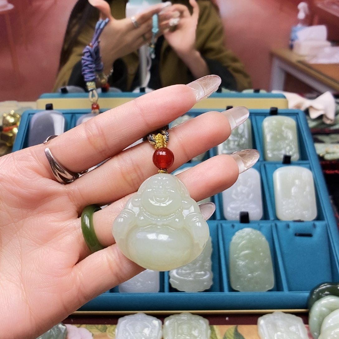 和田玉颈饰未镶嵌沅