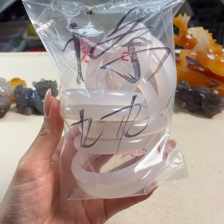 甜***甜玛瑙/玉髓未镶嵌吊坠(不含链)