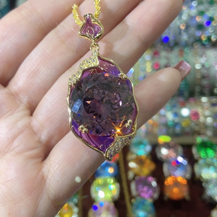 66锆石（处理）吊坠