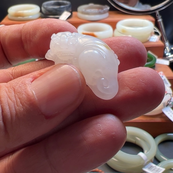 和田玉（糖玉）未镶嵌颈饰