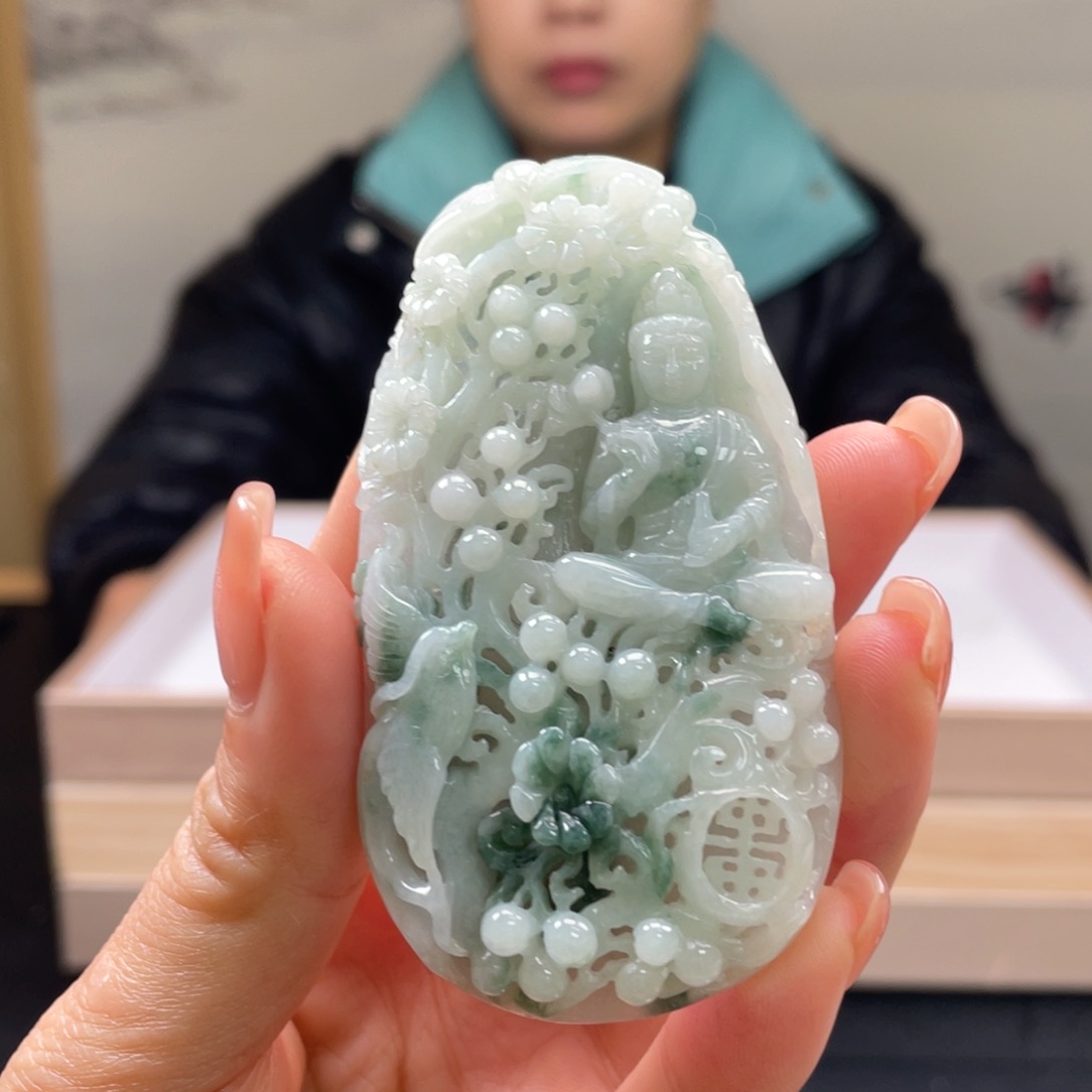 翡翠吊坠(不含链)未镶嵌