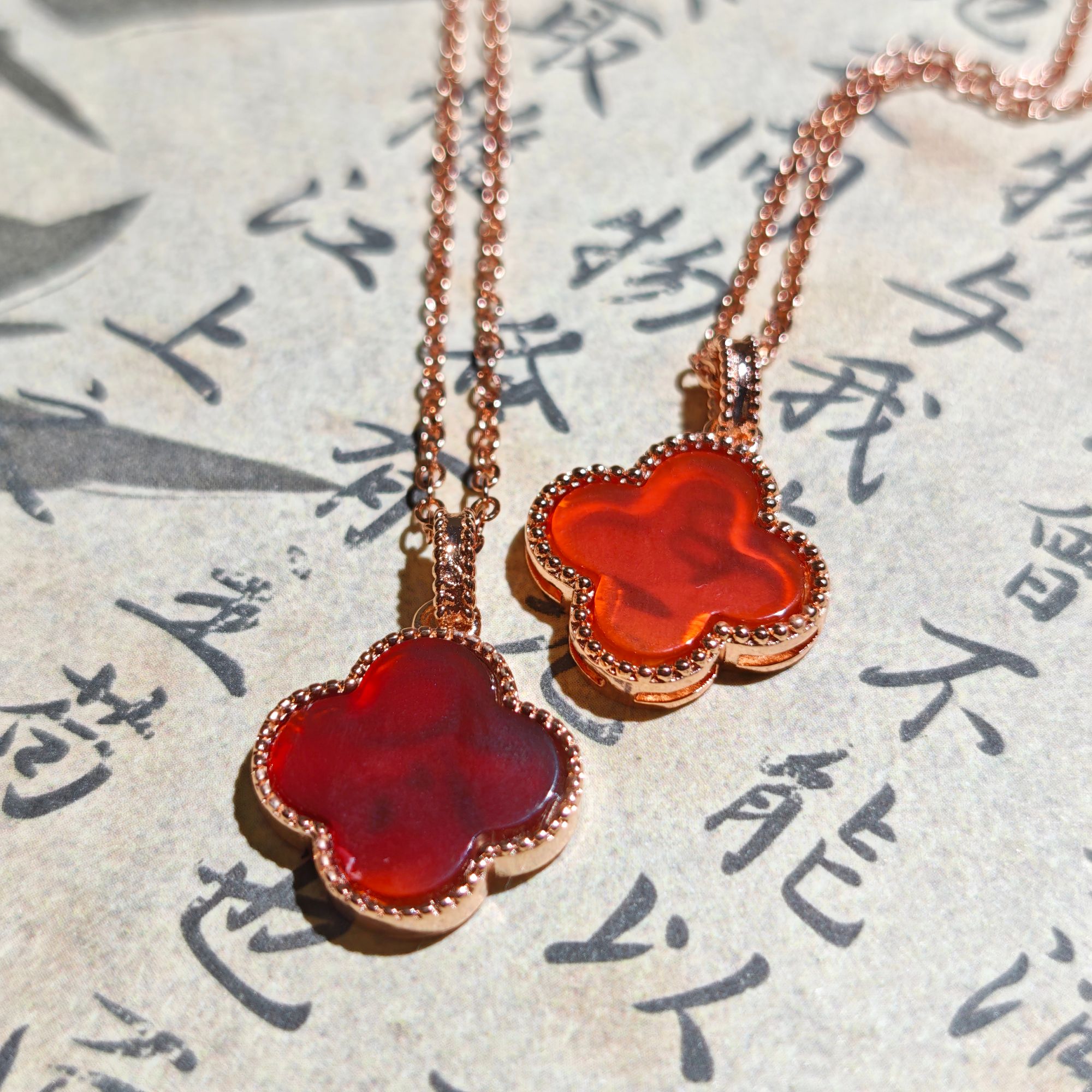 年货好物 时尚精致四叶草吊坠 多样性发货 拍一发一 M264