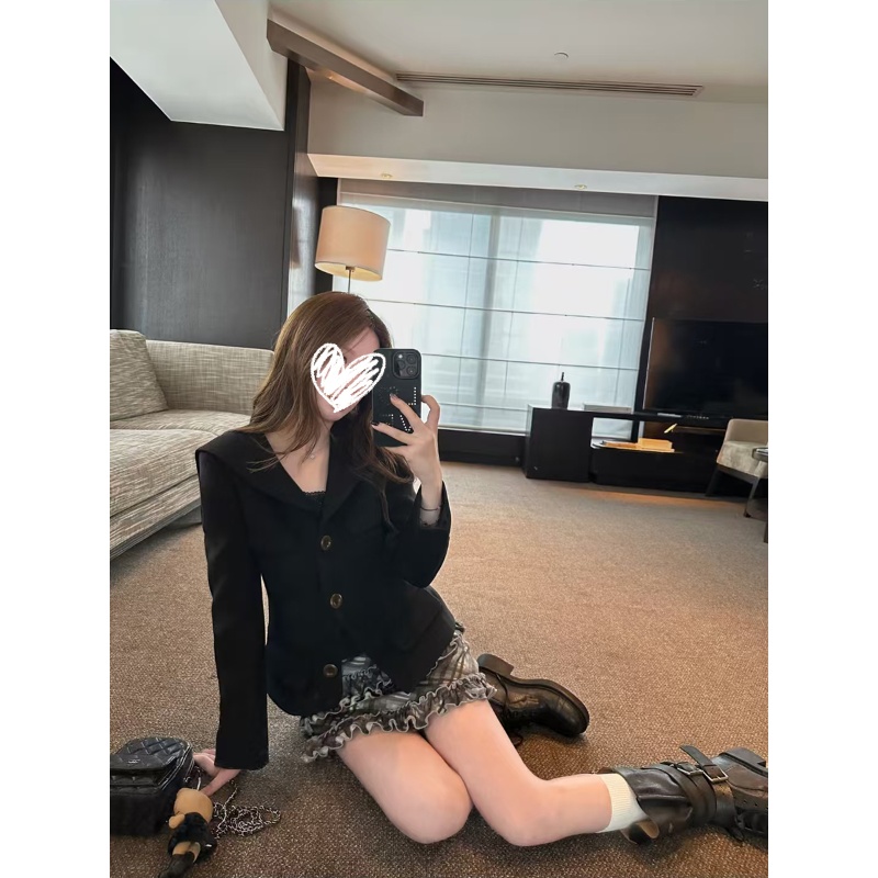 黑色夹克外套女秋冬2025新款收腰赫本风气质长袖西装上衣00908