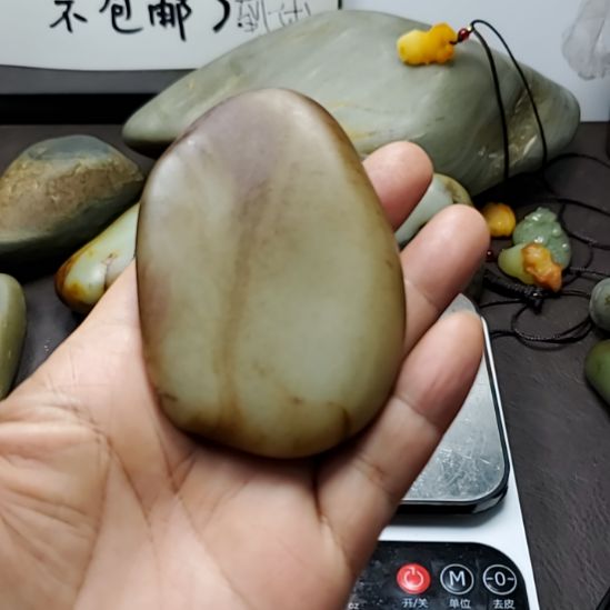 和田玉（糖玉）未镶嵌挂件