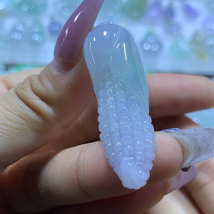 翡翠未镶嵌颈饰天然翡翠A货吊坠