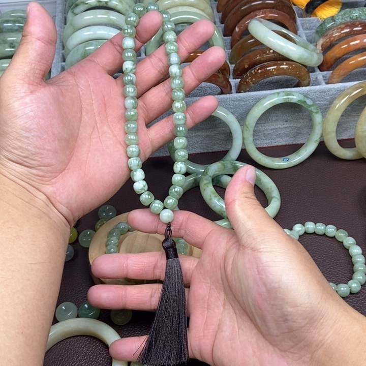 蛇纹石玉手链未镶嵌