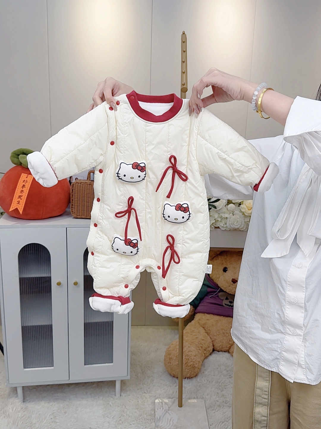 婴儿衣服秋冬新款夹棉五防面料加厚保暖哈衣新生儿宝宝外出哈衣