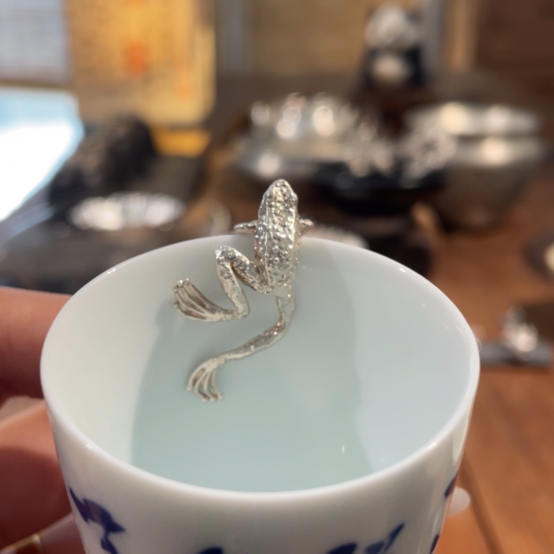 顺丰快递包邮茶空间 青蛙杯挂