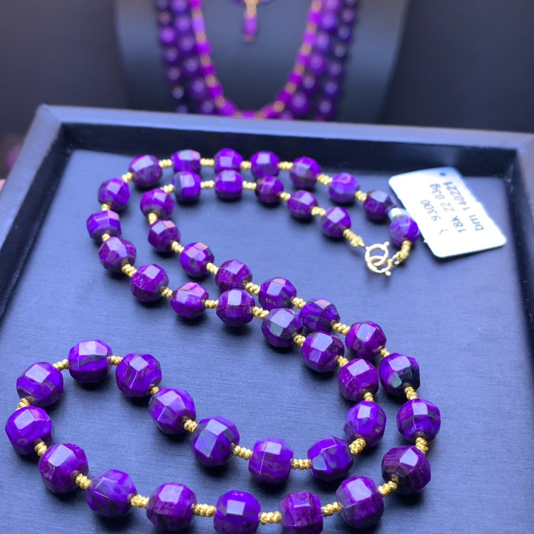 苏纪石（舒俱来）项链18K金镶嵌